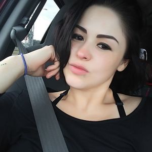 Meet your Posher, Cecilia